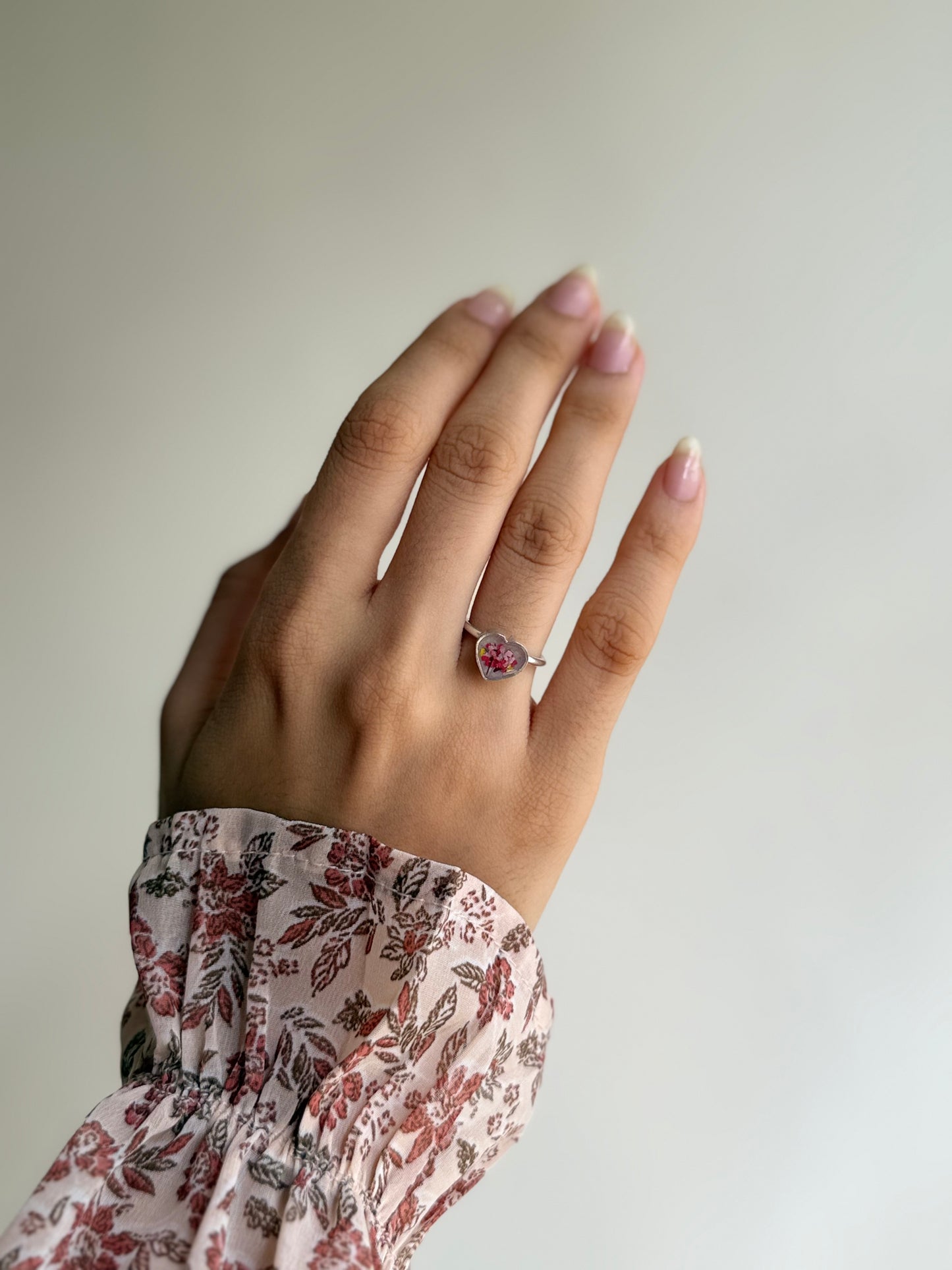 Flora heart ring