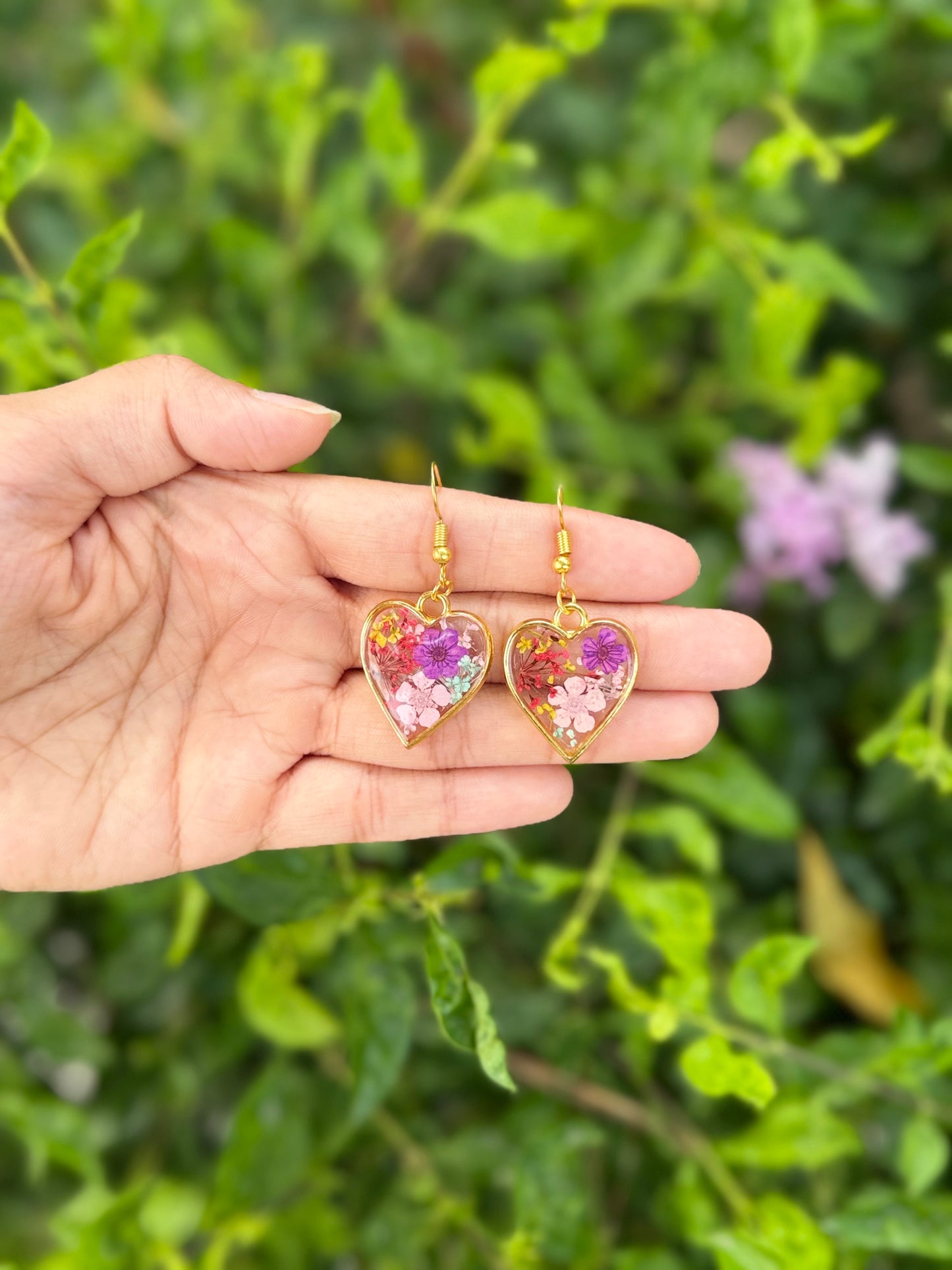 Heart flora earrings