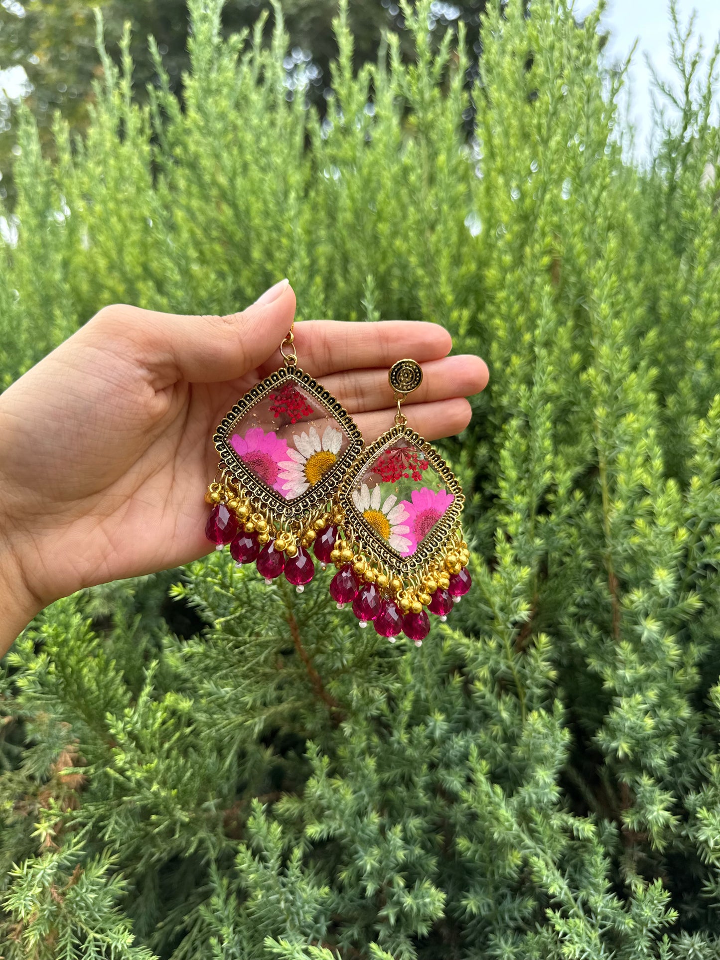 Raani pink daisy jhumka