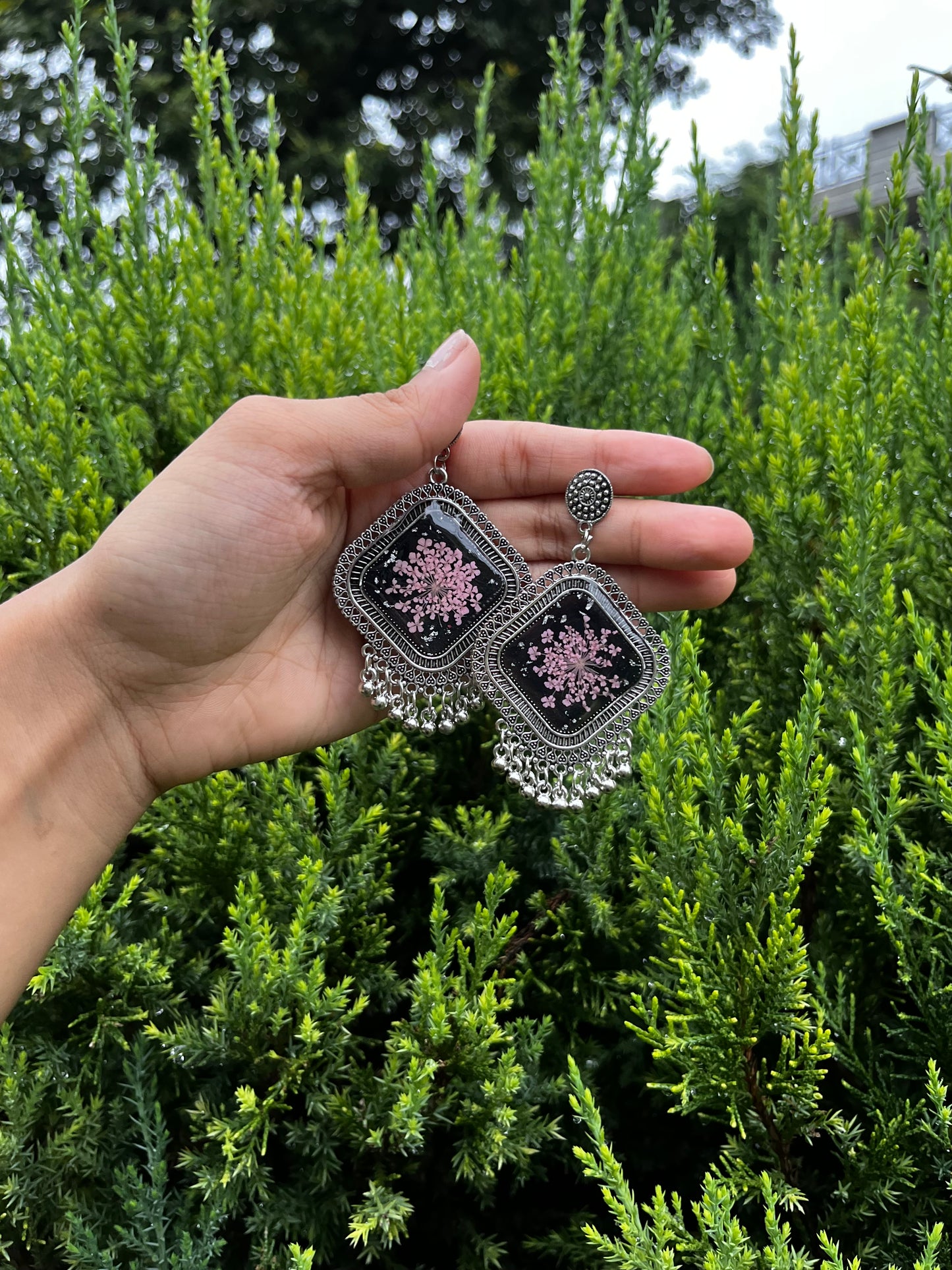 Mehr jhumkas