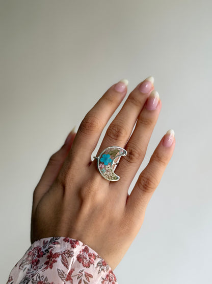 Crescent nora ring