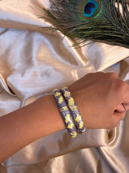 Elegant lavgreen bangle