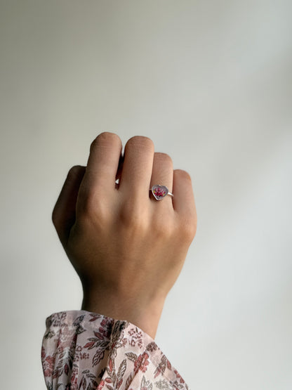 Flora heart ring