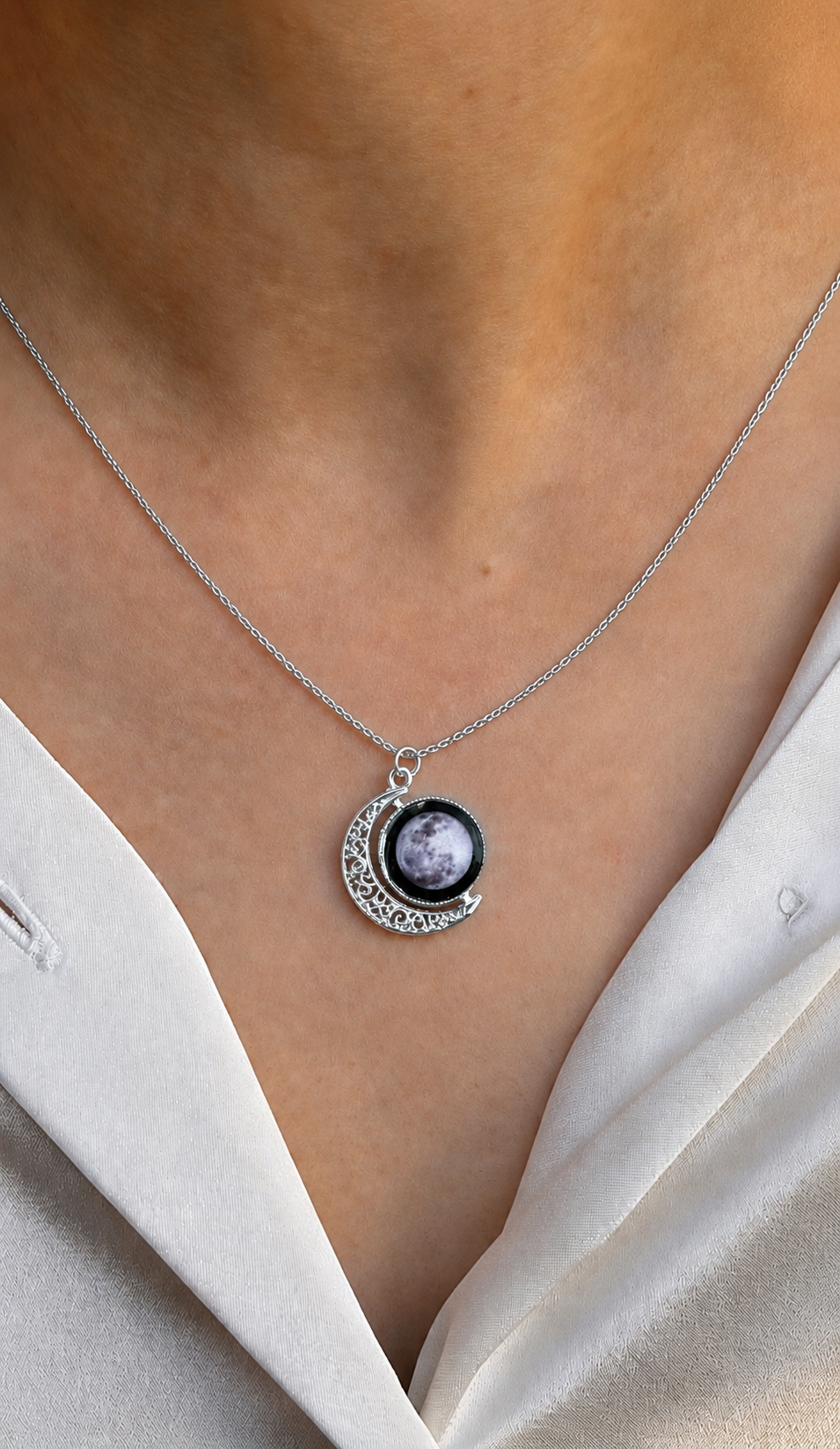 Flip birthmoon necklace