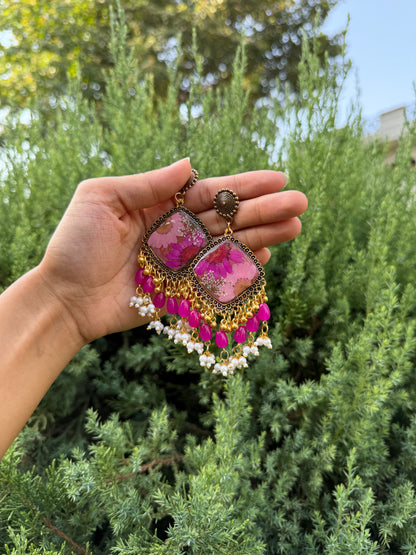 Paan gulabi jhumkas