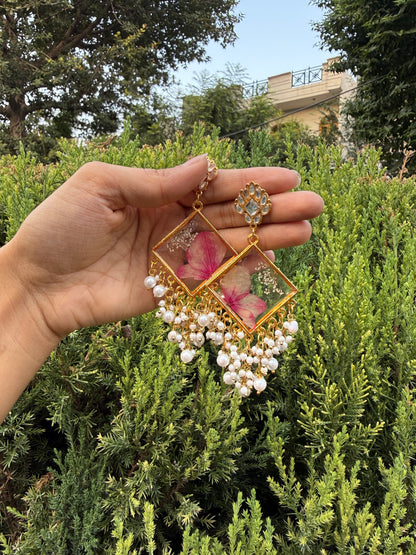 Elegant hydragea jhumkas