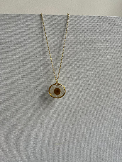 Prettiest aster pendant