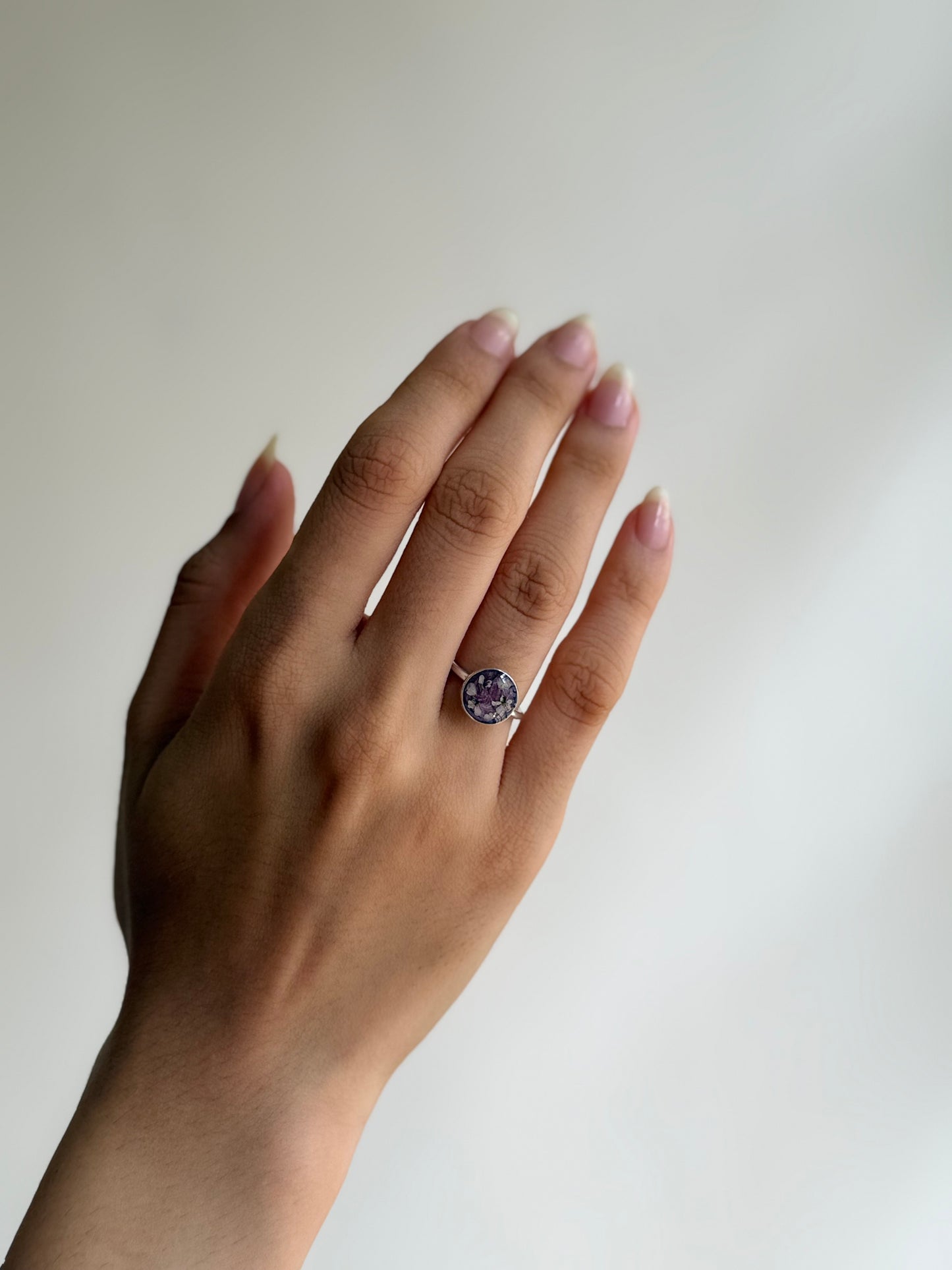 Violet anne ring