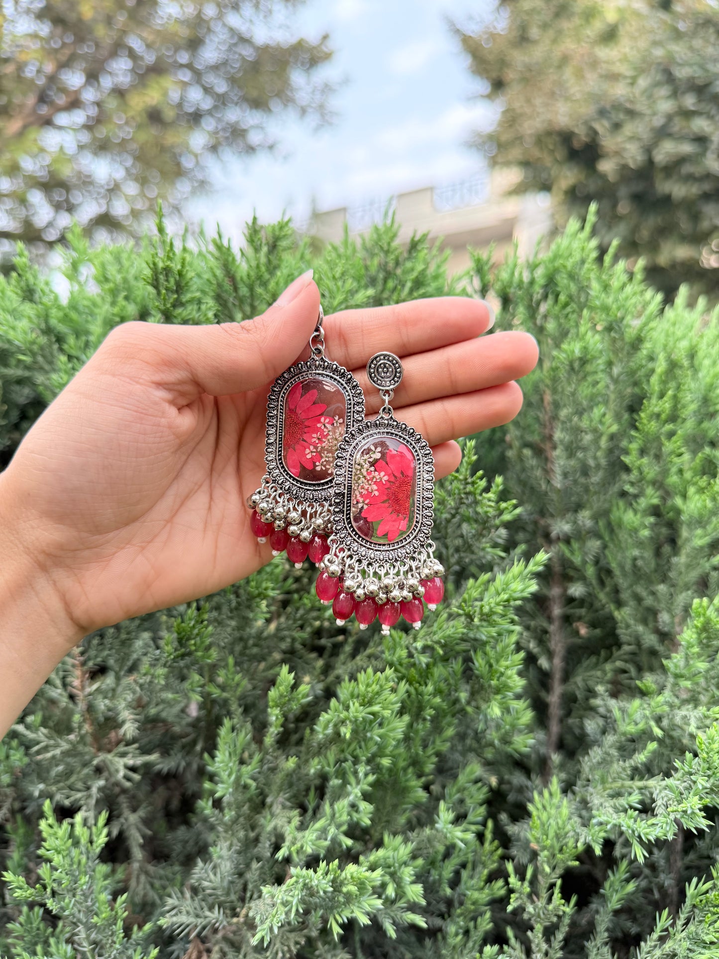 Red petal jhumka