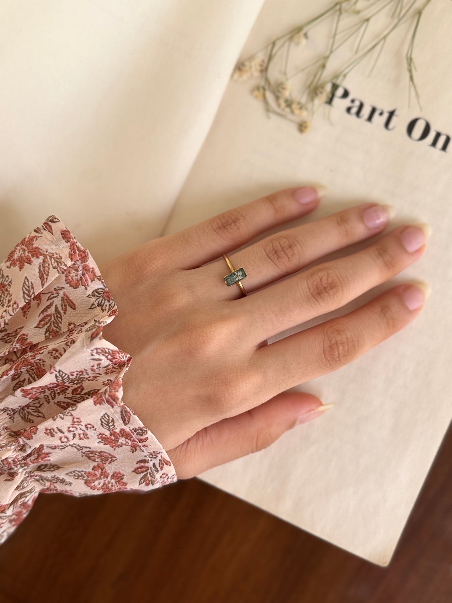Dainty anne ring