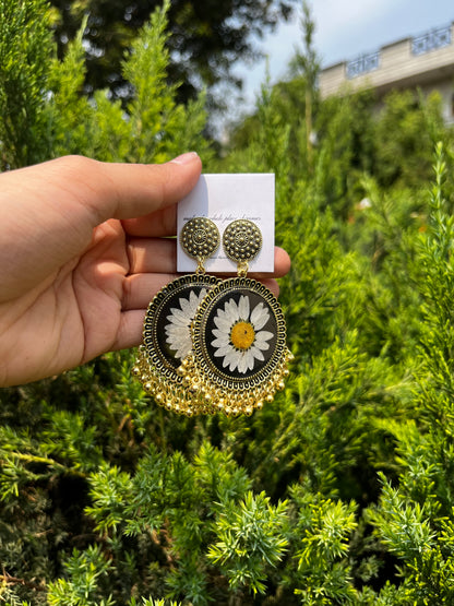 Golden daisy jhumka