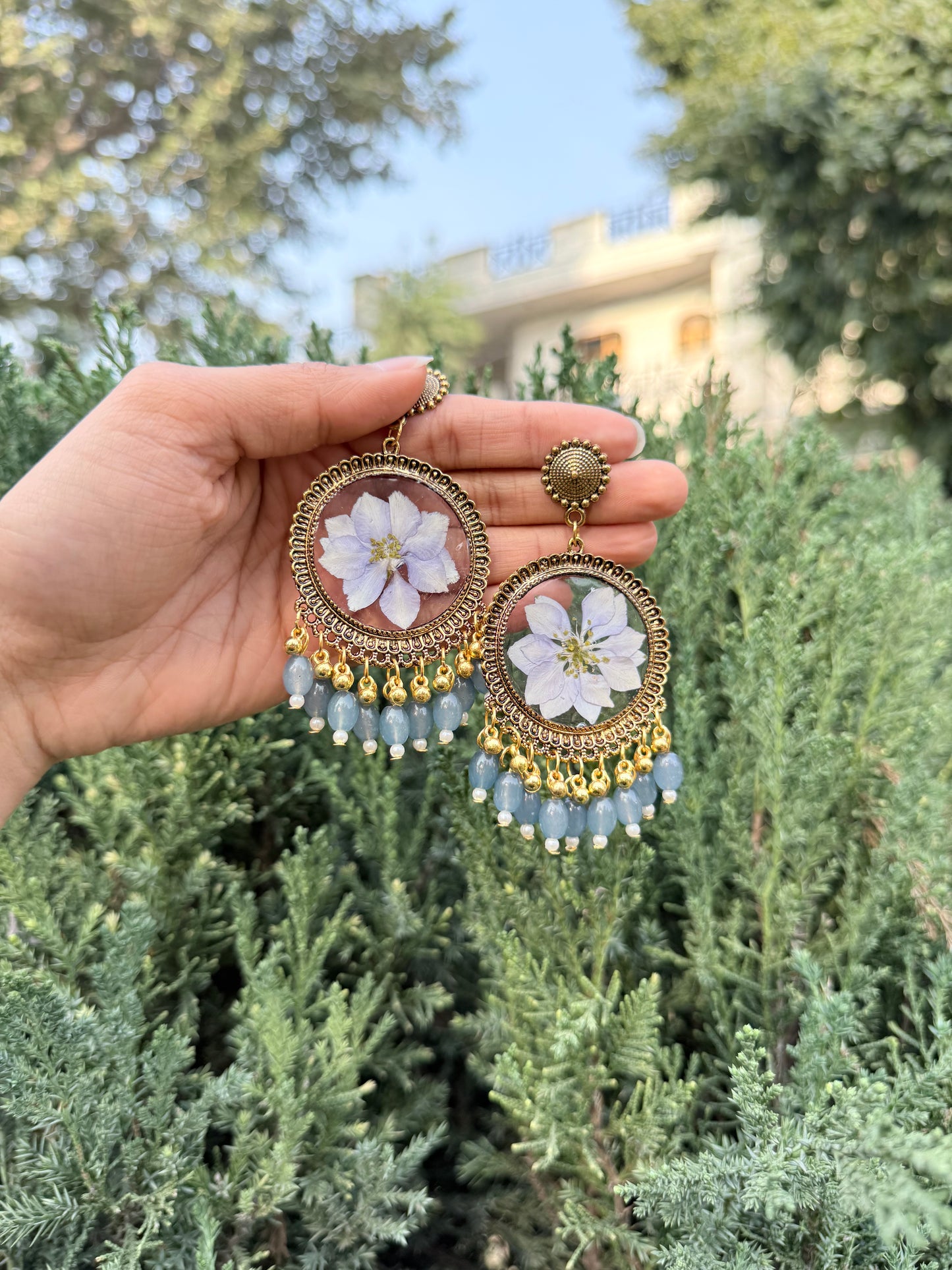 Gaura jhumka