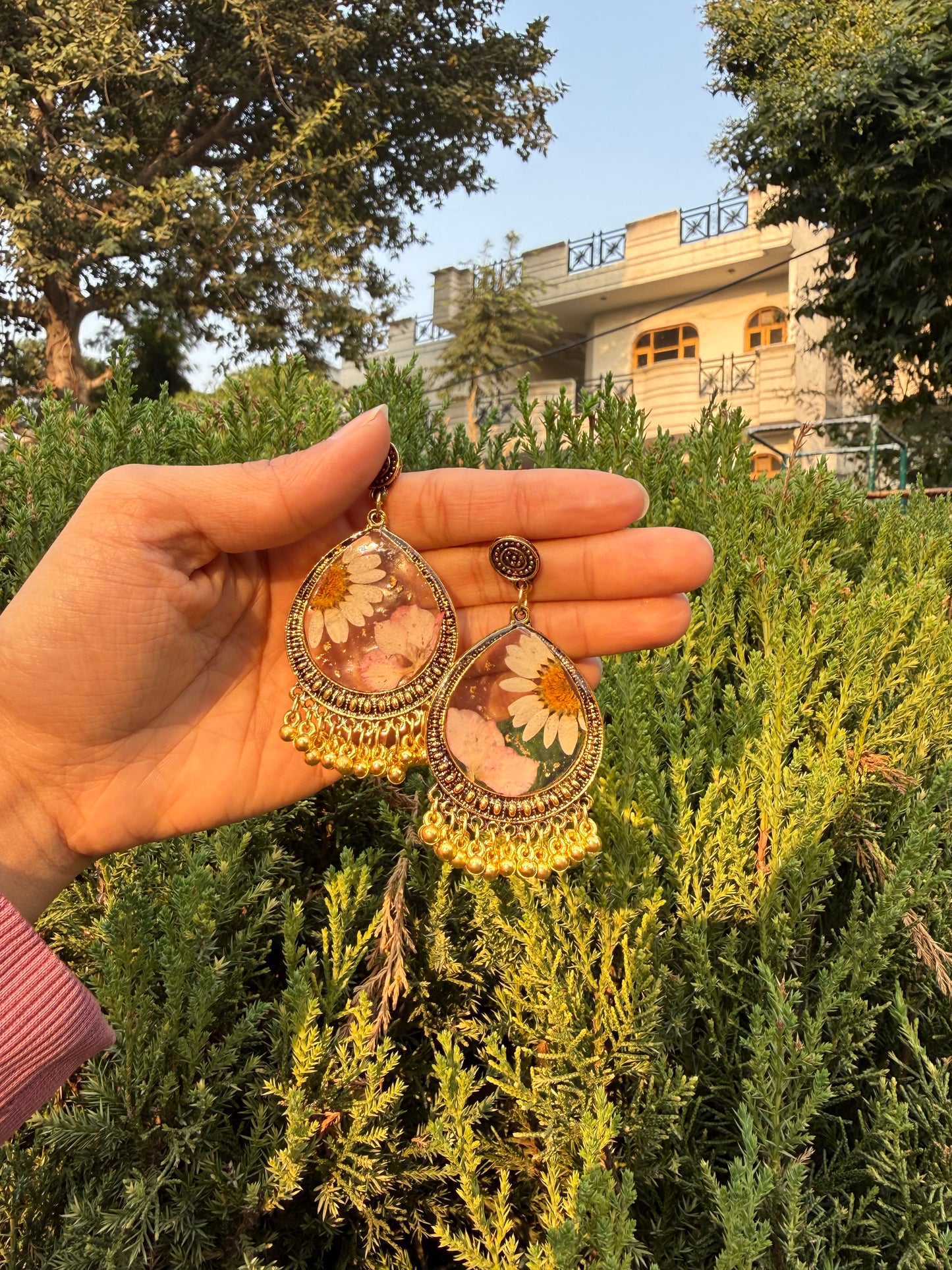 Daisy drop jhumka