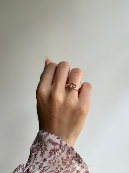 Tiny heart ring