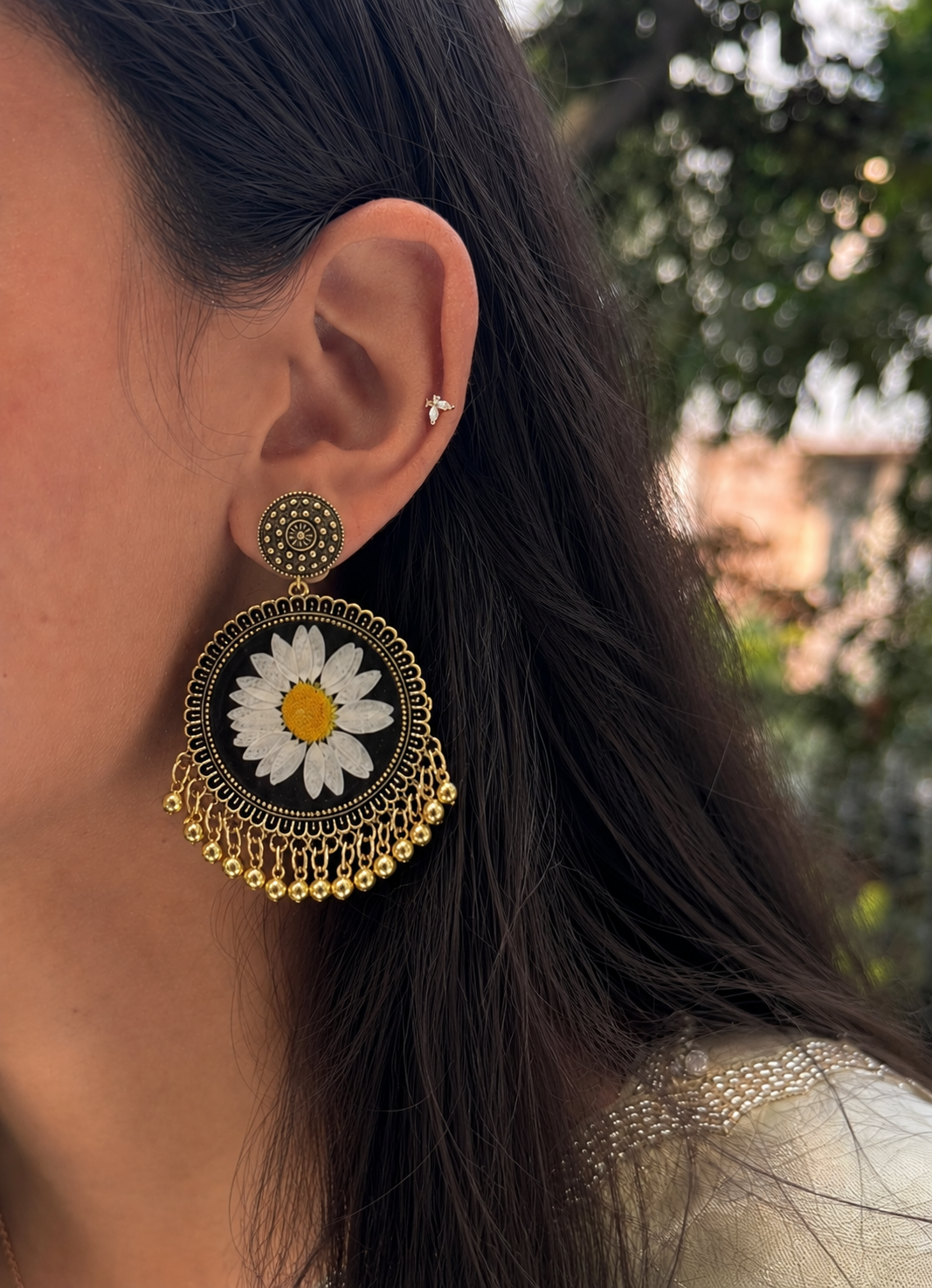 Golden daisy jhumka