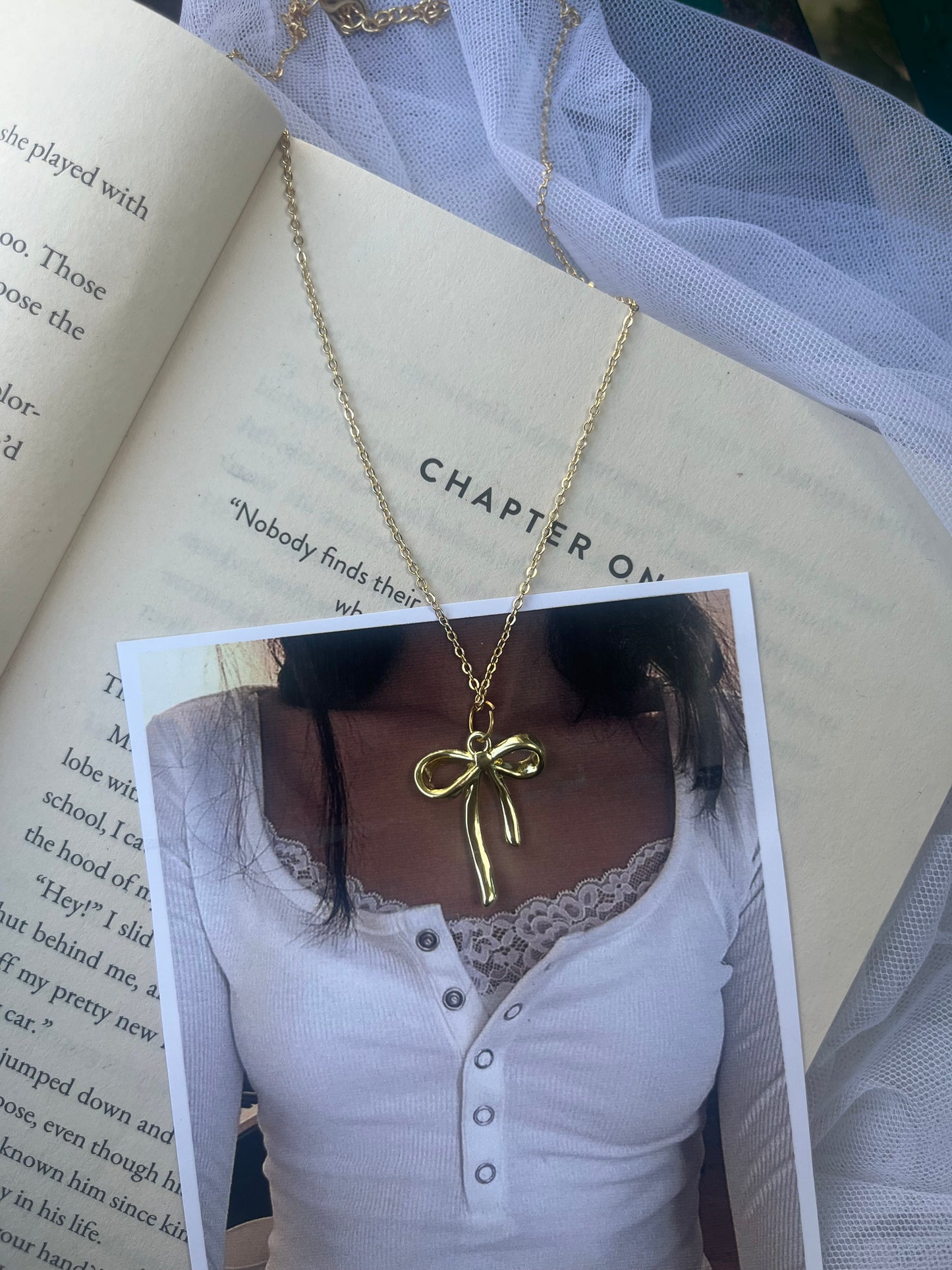 Golden Bow Necklace