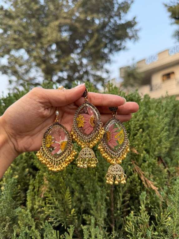 Jhumka and Maangtikka Combo set
