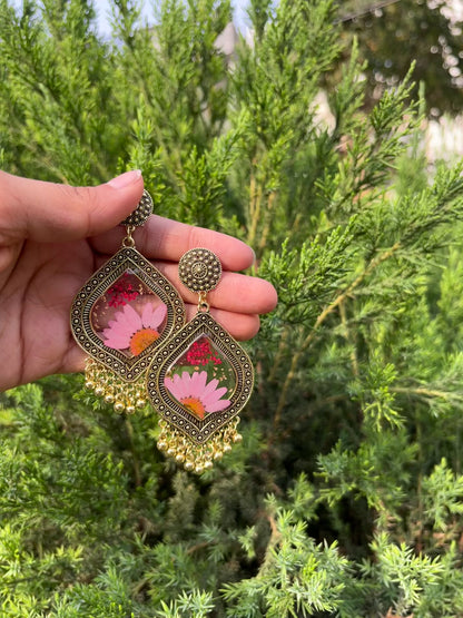 Elegant daisy flora jhumka