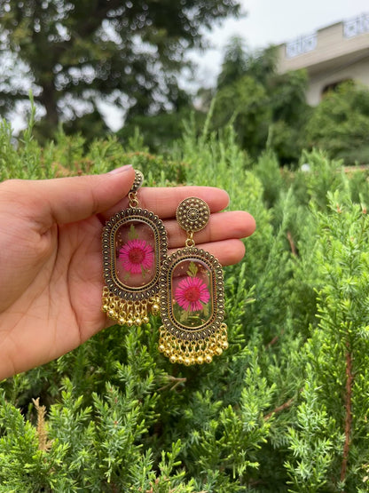 Elegant aster jhumkas