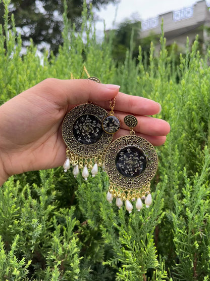 Jill necklace & pendant